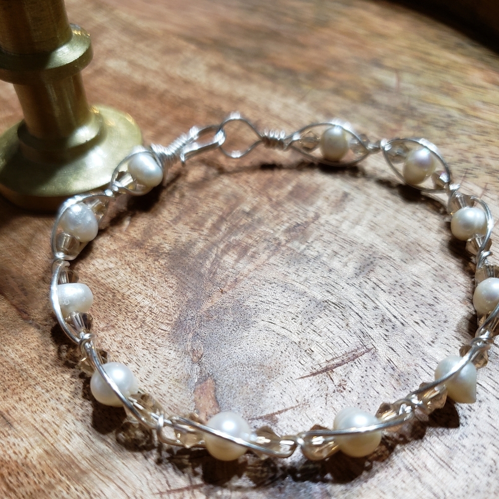 Wired bracelet - Picture 4 of 4